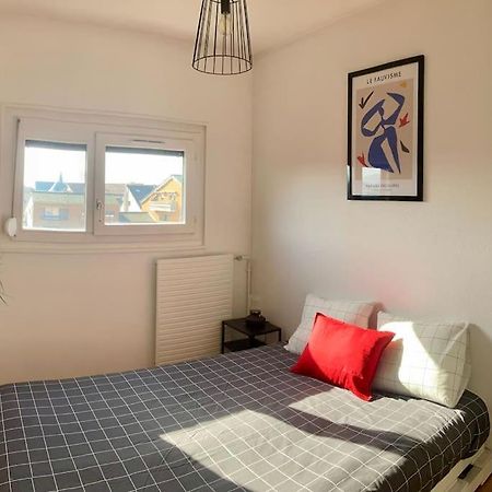 Charmant Appartement Pop - Arty Thonon-les-Bains Kültér fotó
