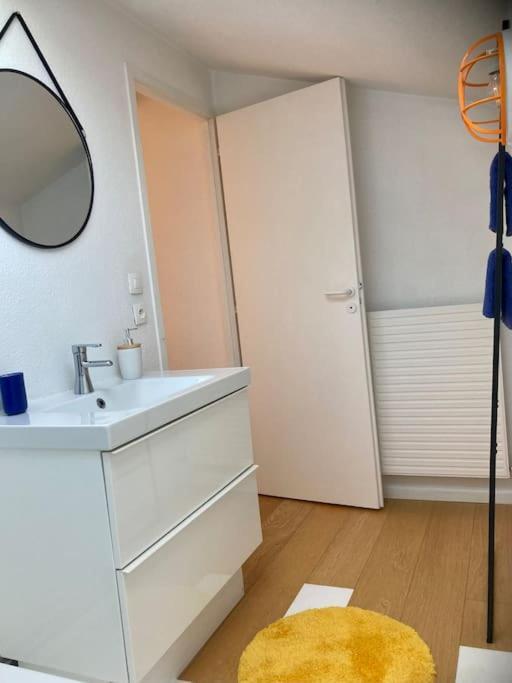Charmant Appartement Pop - Arty Thonon-les-Bains Kültér fotó