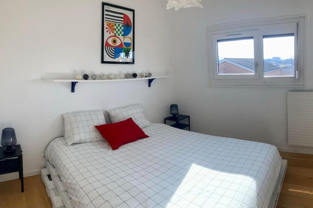 Charmant Appartement Pop - Arty Thonon-les-Bains Kültér fotó